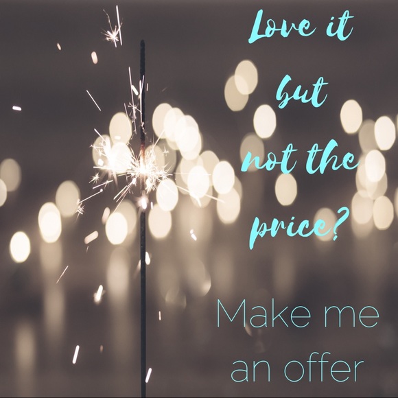 OPEN TO OFFERS 🎉 - Picture 1 of 1